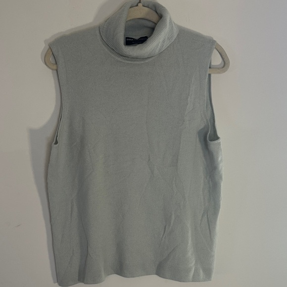 Dana Buchman Sweaters - Dana Buchman 100% Cashmere Sleeveless Turtleneck Sweater Light Blue Women’s